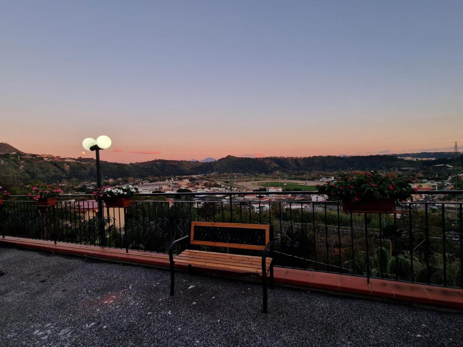 Con Vista Affittacamere Napoli